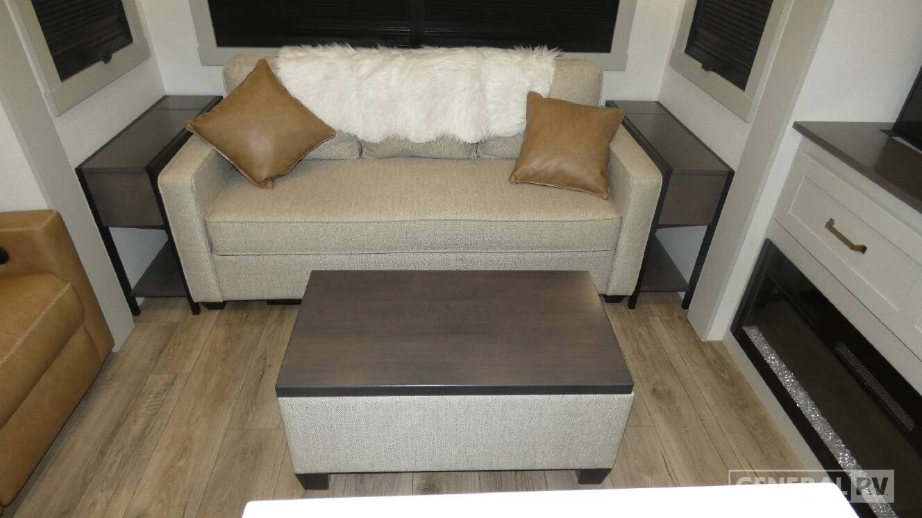 A photo of this 2025 Brinkley MODEL Z 3100