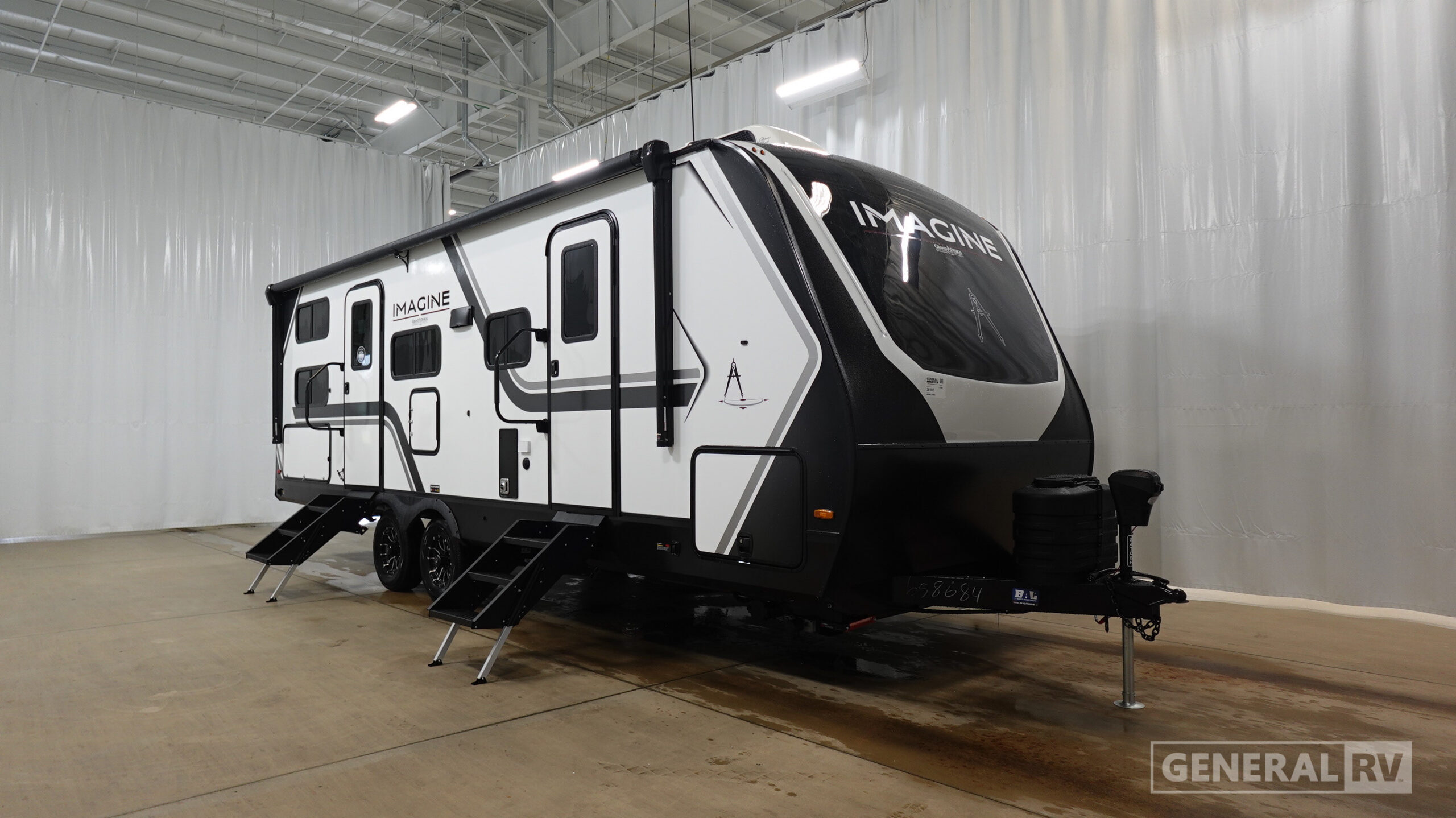 2027 Grand Design IMAGINE 2470BH in wixom MI