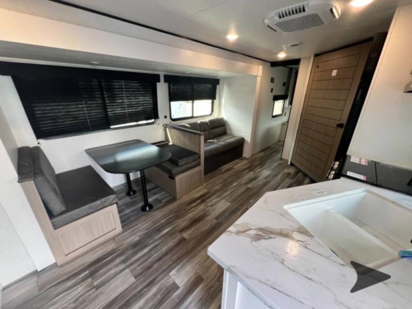 A photo of this 2026 Jayco Jay Flight SLX 263BHSW