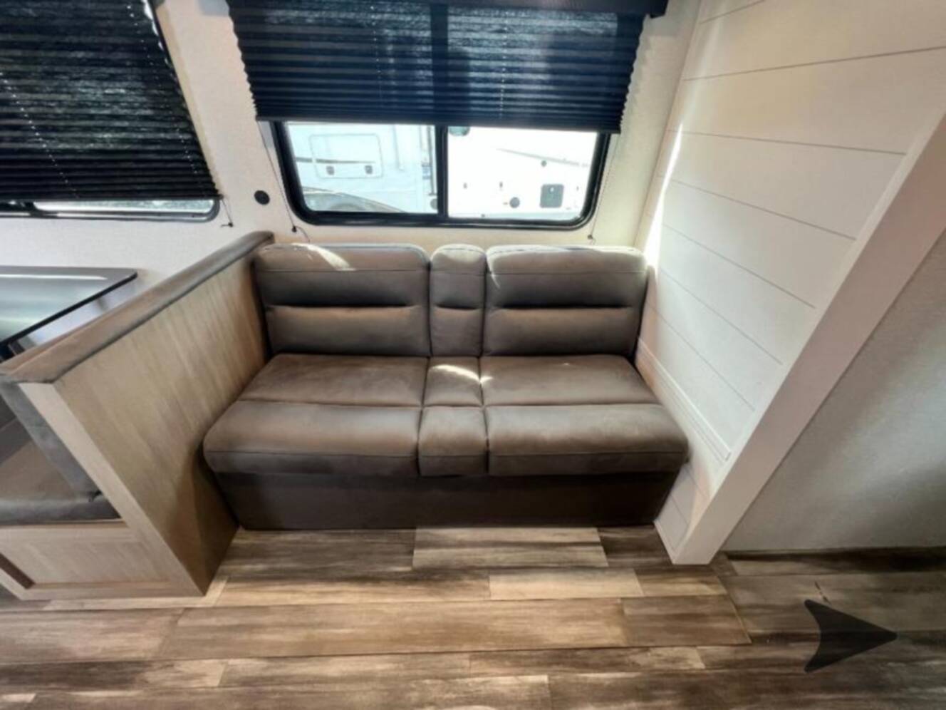A photo of this 2026 Jayco Jay Flight SLX 263BHSW