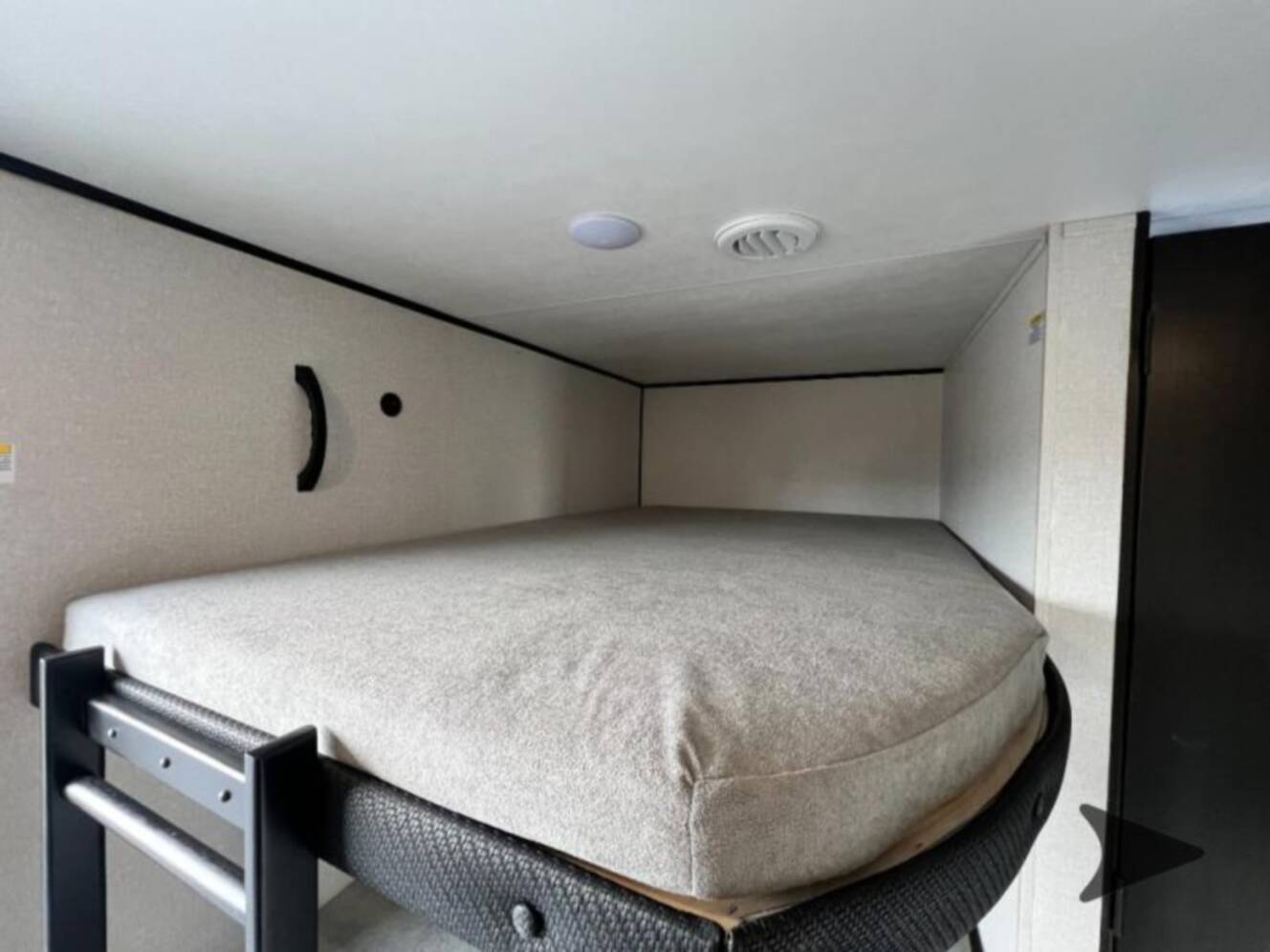 A photo of this 2026 Jayco Jay Flight SLX 263BHSW