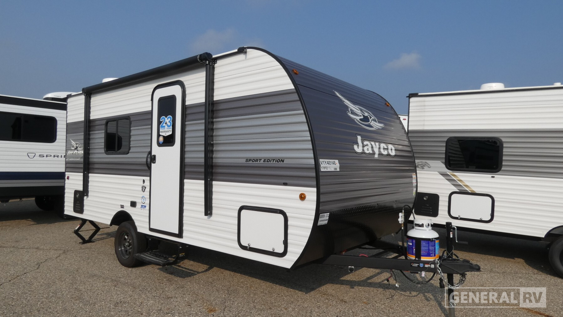 2027 Jayco FLIGHT 170FQ SPORT EDITION in mt clemens MI