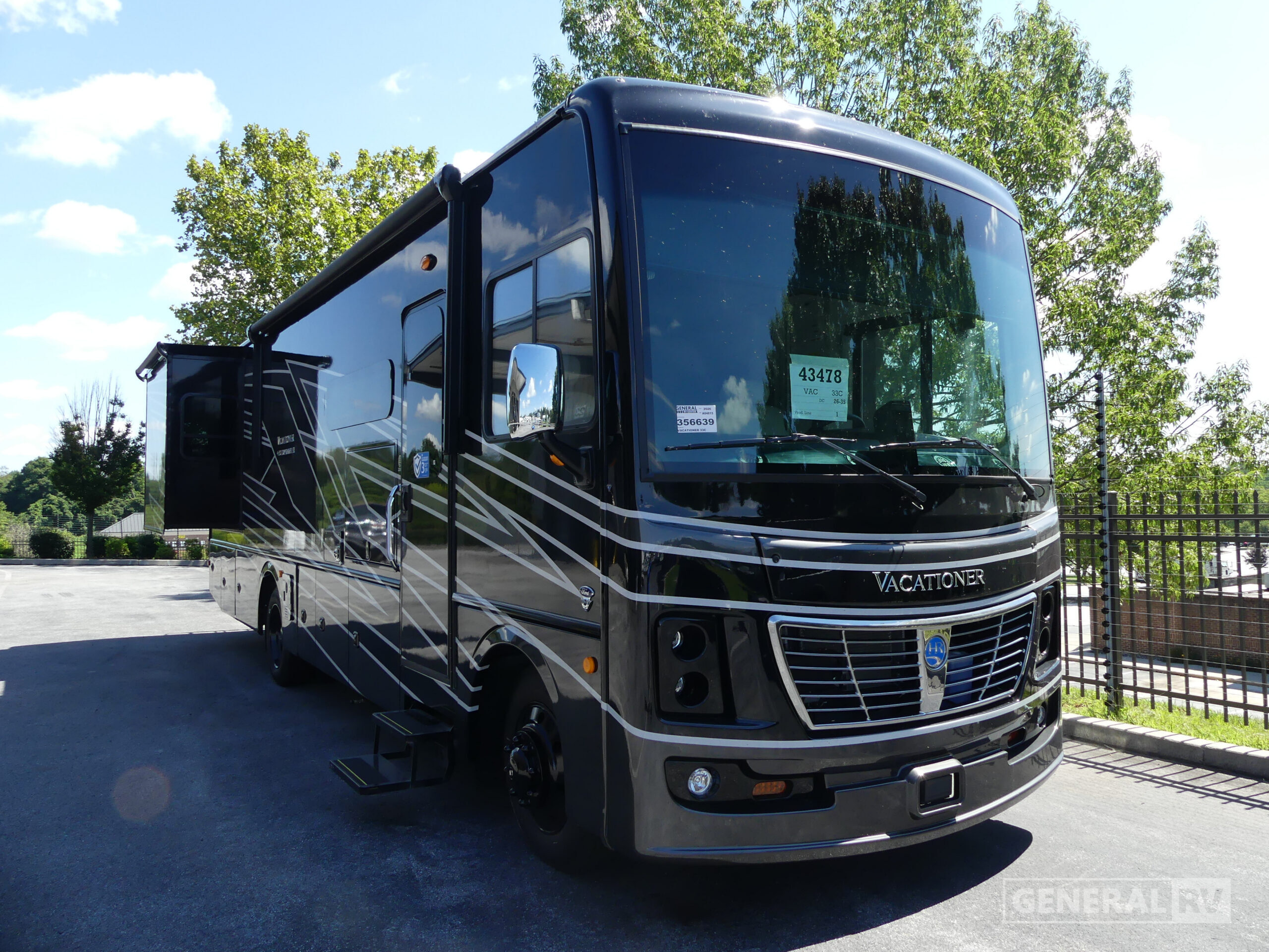 2026 Holiday Rambler VACATIONER 33C in west chester PA