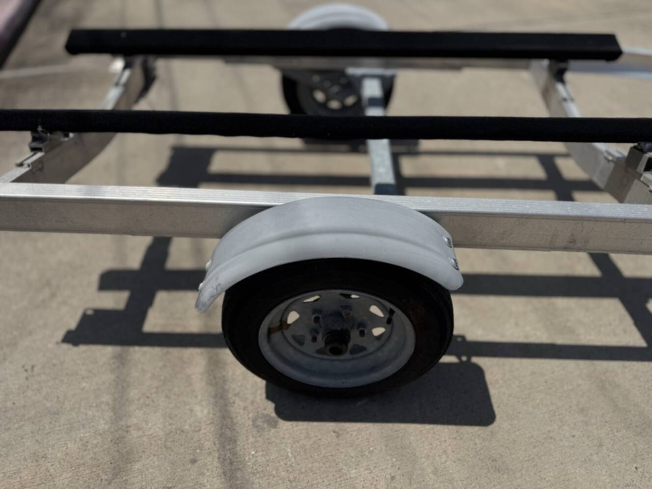 A photo of this 2021 Karavan Trailers, Inc. TRAILER SEADOO MOVE I XL1250 A 21