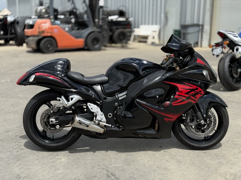 2011 Suzuki HAYABUSA 1340 in Houston, TX