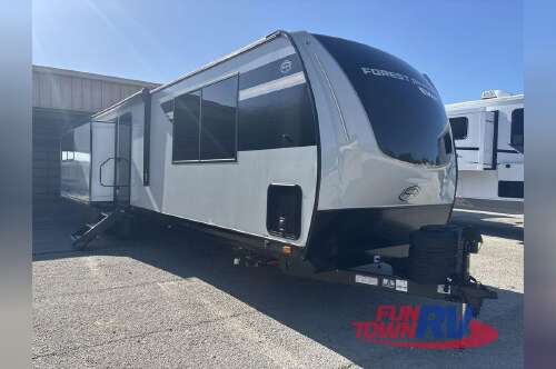 2027 Forest River Rv Vibe 3400XL in north branch MI