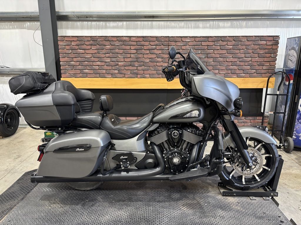 2021 Indian Motorcycle® Chieftain® Dark Horse® Titanium Smoke DARK HORSE in Wichita, KS