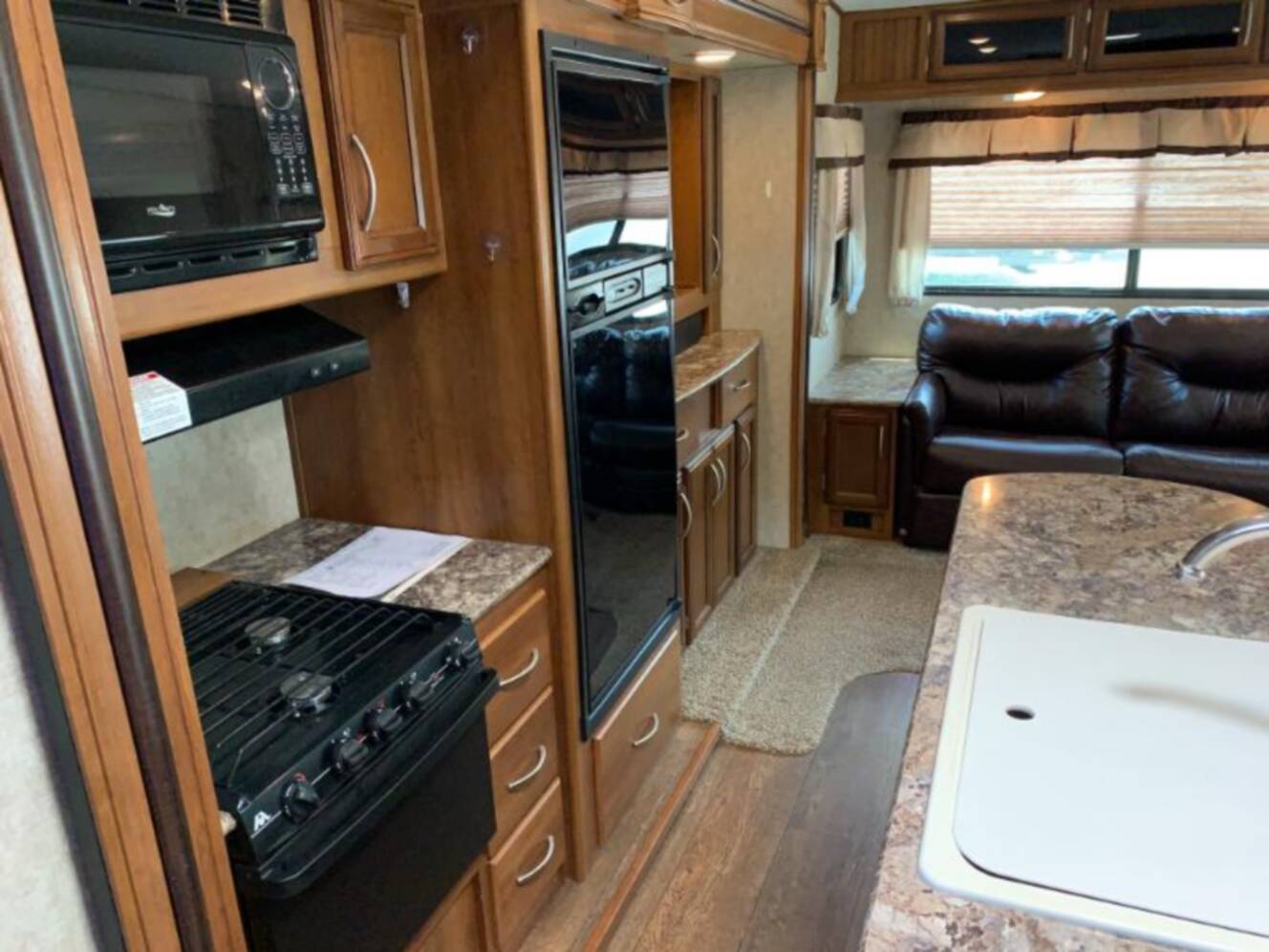 A photo of this 2016 Prime Time Crusader Lite 29RS