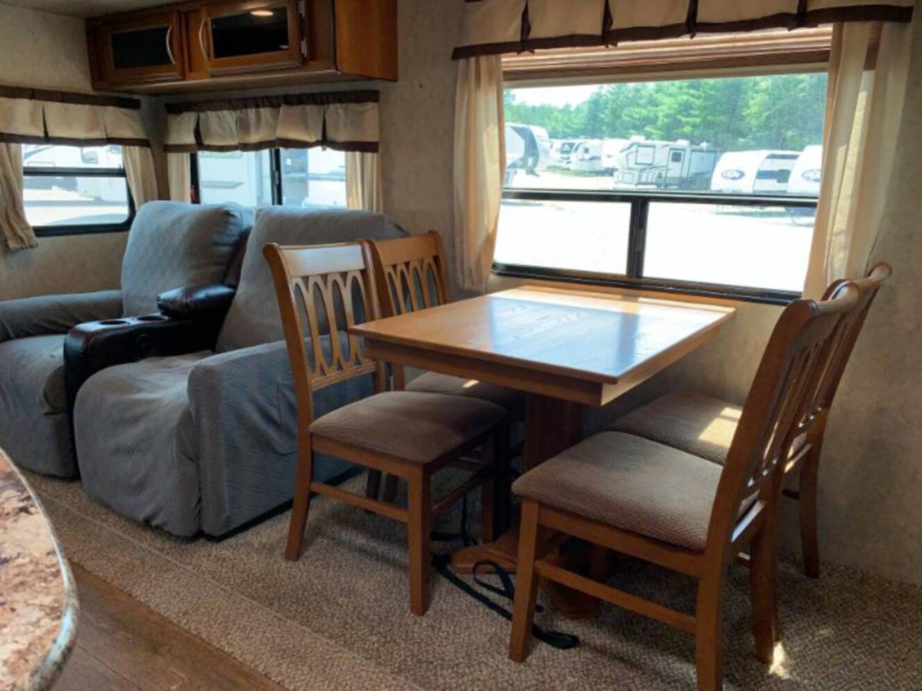 A photo of this 2016 Prime Time Crusader Lite 29RS