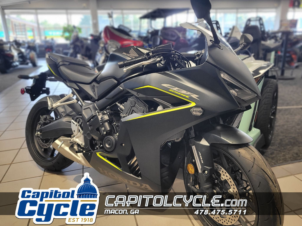2026 Honda® CBR650R E-Clutch BASE in Macon, GA