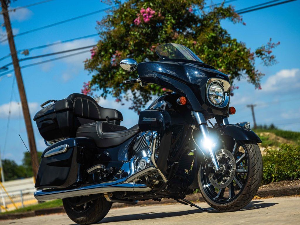 2021 Indian Motorcycle® Roadmaster® Limited Thunder Black Azure Crystal LIMITED in New Braunfels, TX