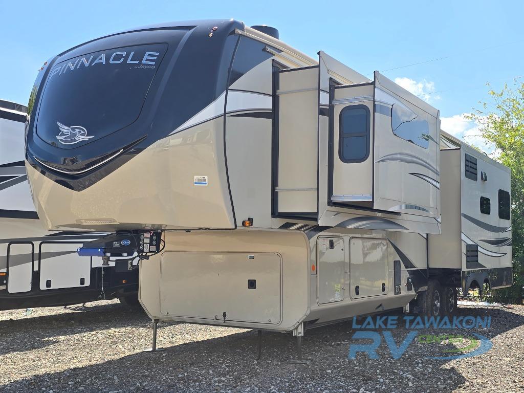 2022 Jayco Pinnacle 36SSWS in west tawakoni TX