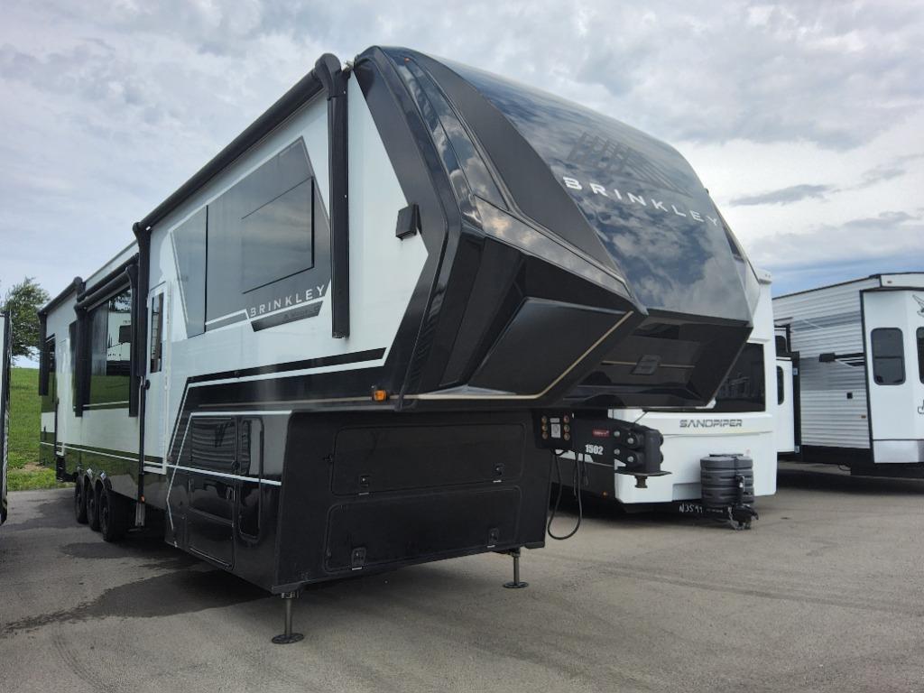 2025 Brinkley Model G 3950 in burlington WI