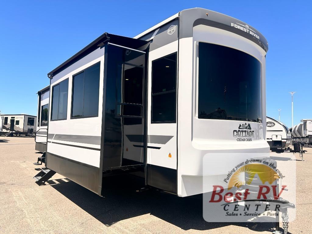 2027 Forest River Rv Cedar Creek Cottage 40CCK in grand terrace CA