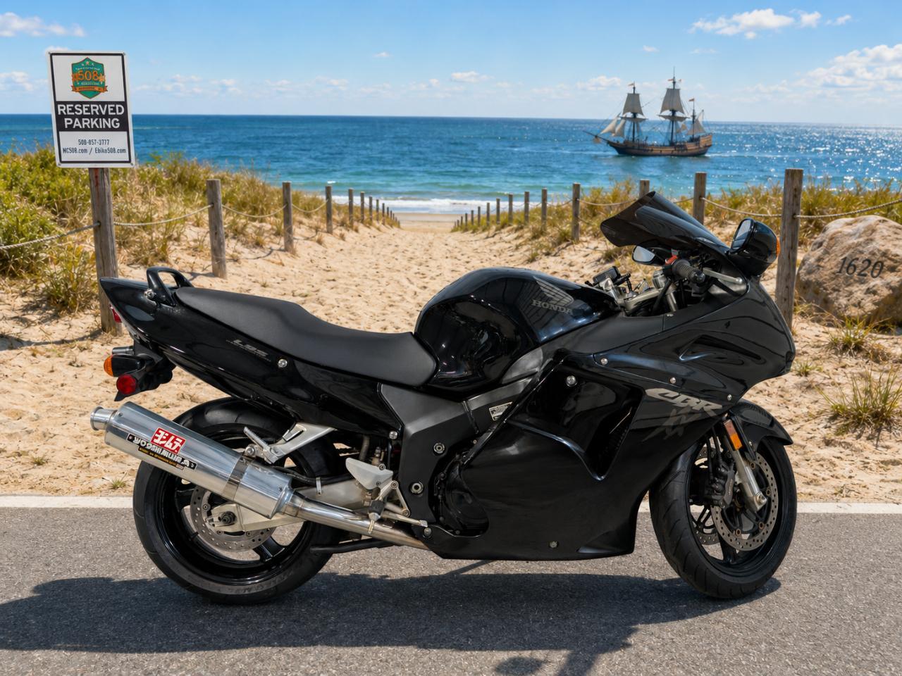 1997 Honda CBR1100XX SUPER BLACKBIRD 1100XX SUPER BLACKBIRD in Plymouth, MA