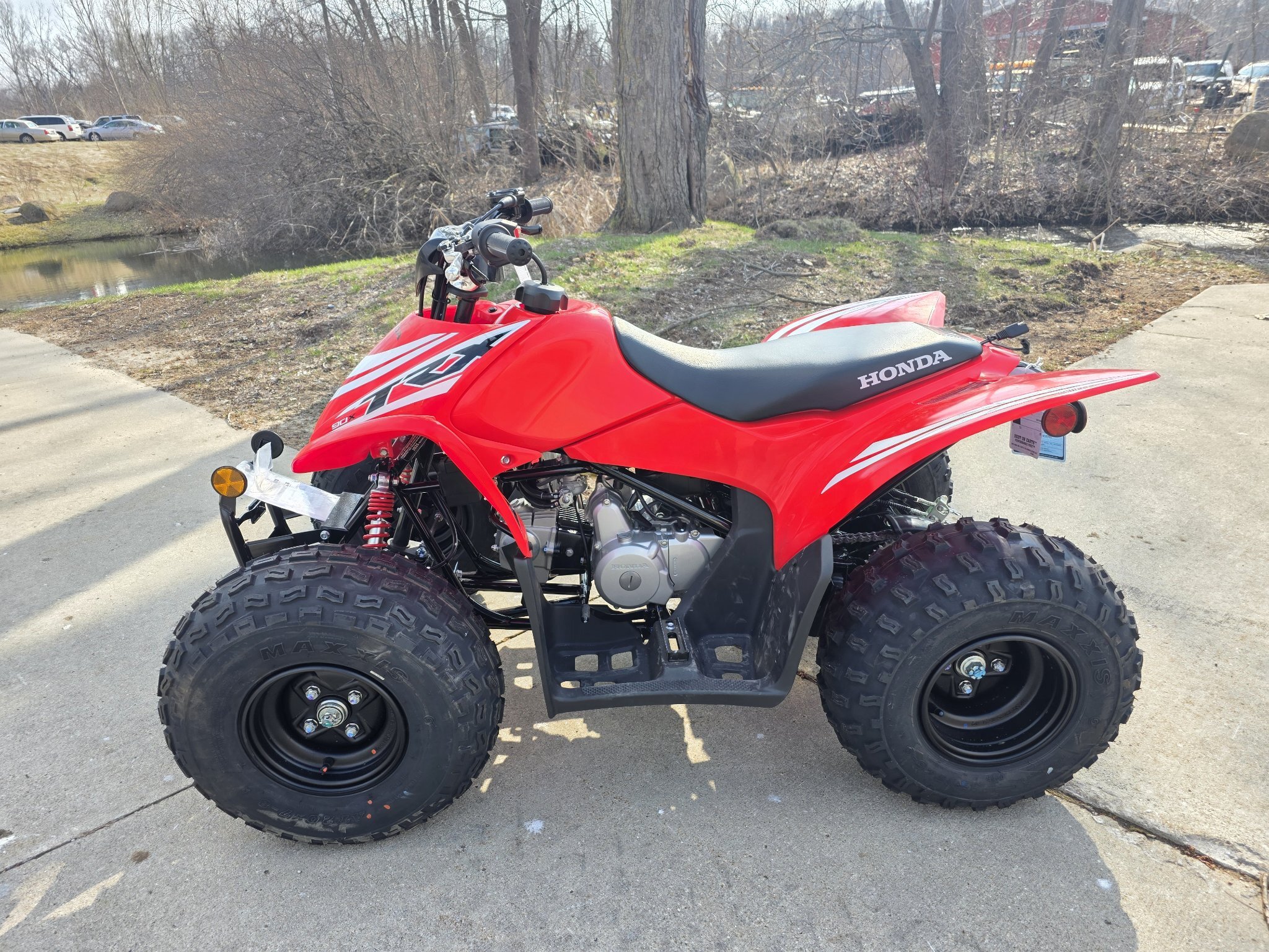 2025 Honda TRX90X in cement city MI