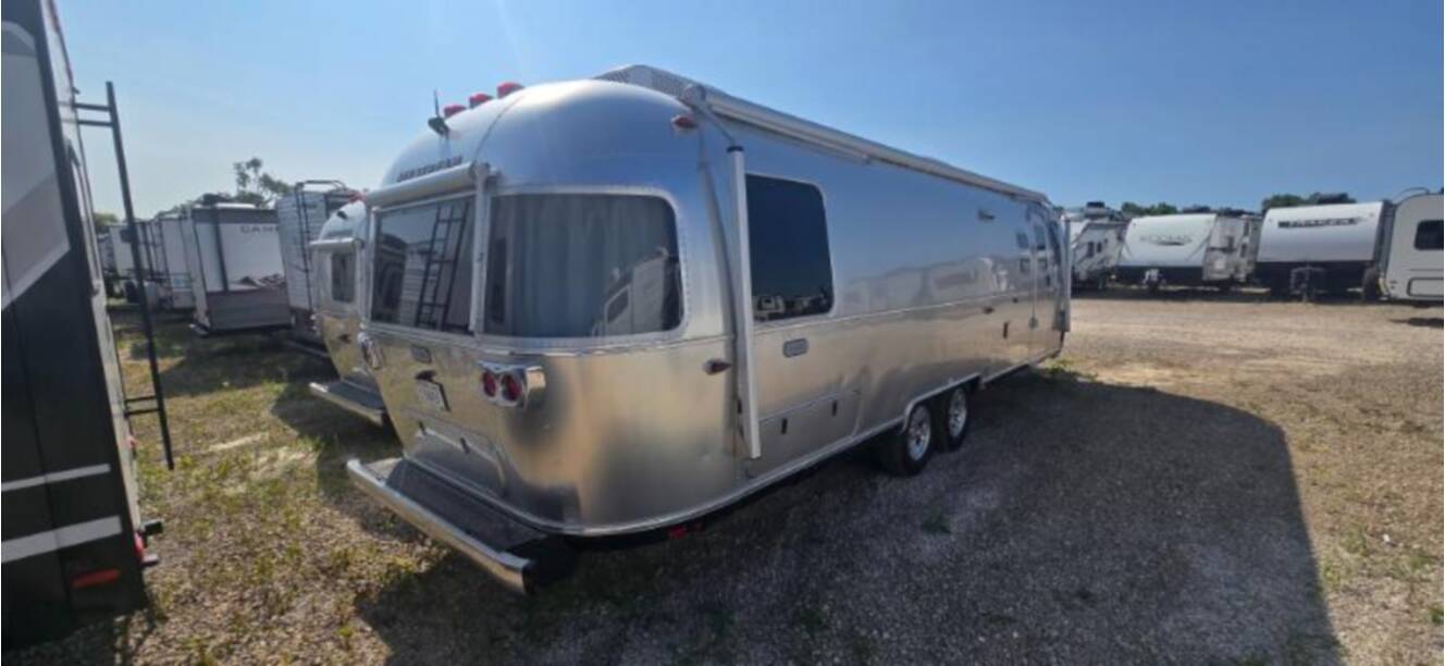 A photo of this 2025 Airstream Classic 30RB TWIN