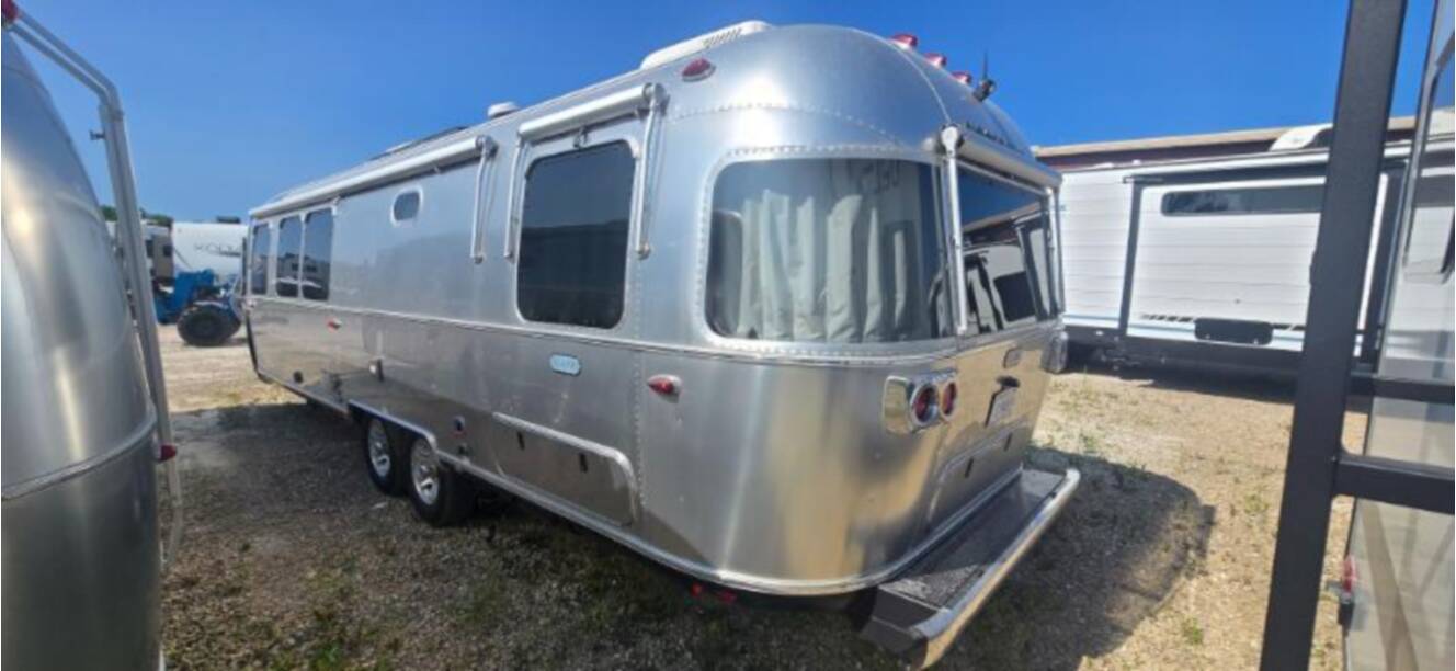 A photo of this 2025 Airstream Classic 30RB TWIN