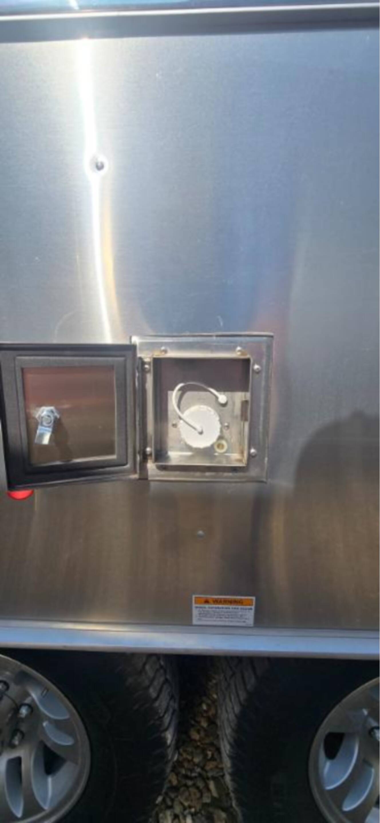 A photo of this 2025 Airstream Classic 30RB TWIN
