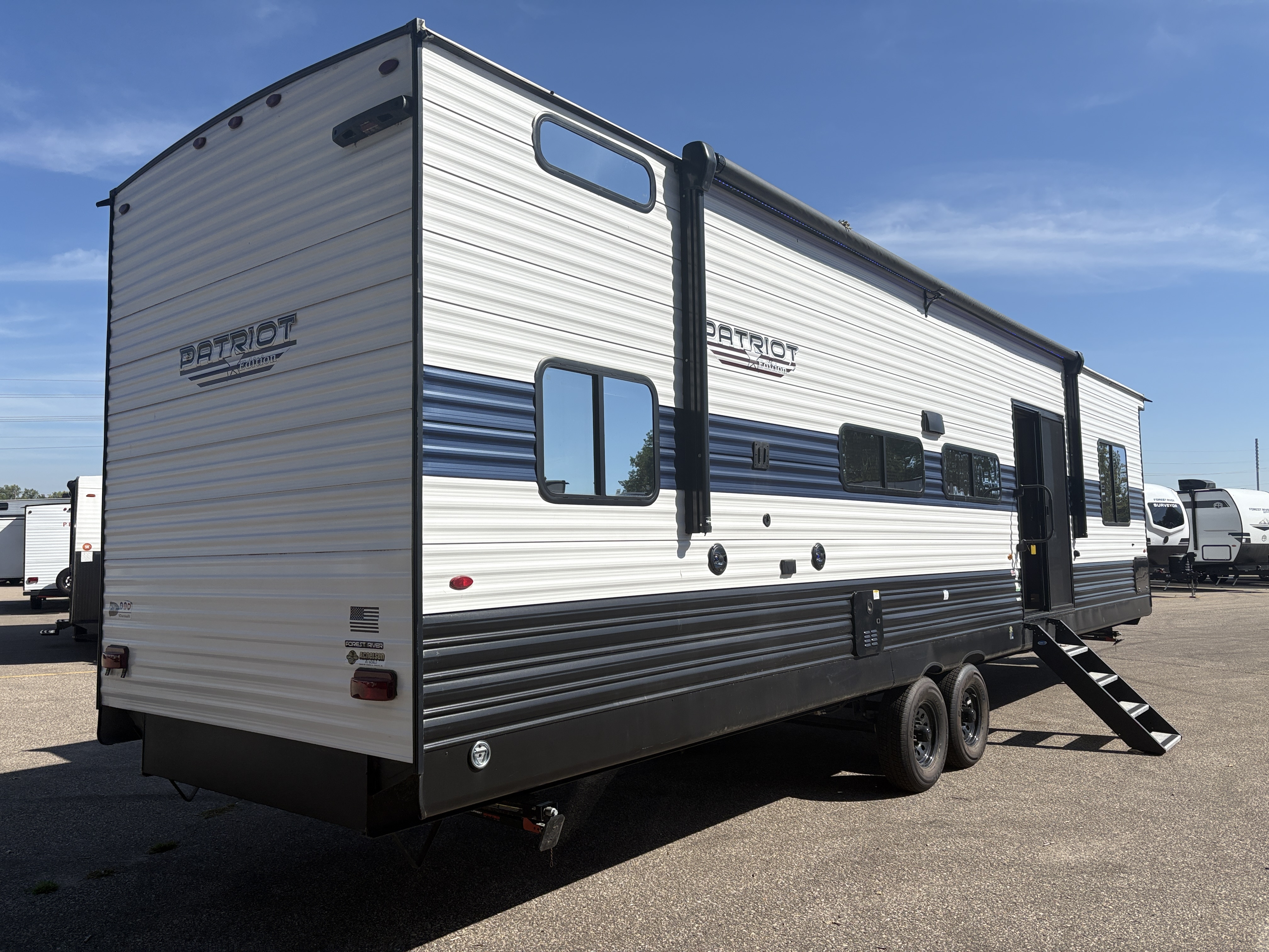 2023 Forest River Cherokee Timberwolf 39TN in shakopee MN