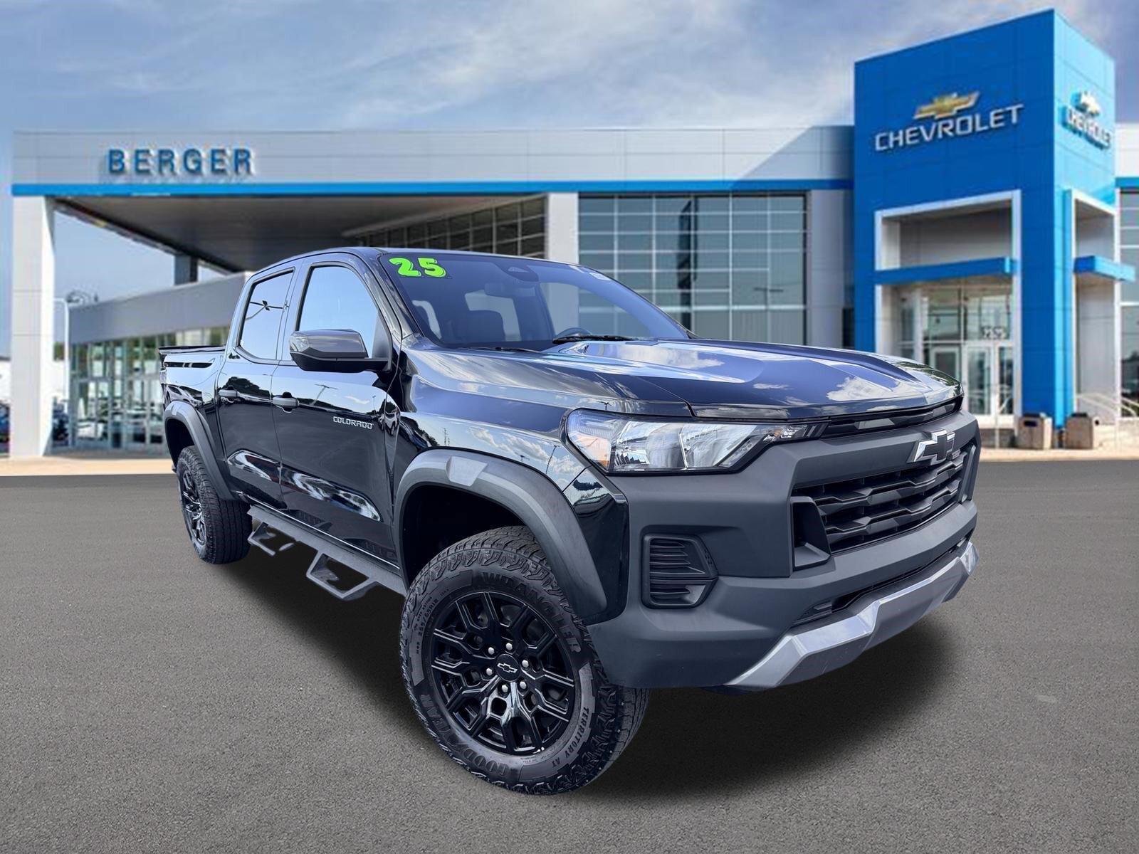 2025 CHEVROLET Colorado in Grand Rapids, MI