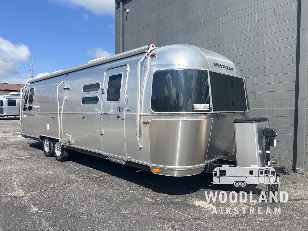 2020 Airstream Flying Cloud 30RB in grand rapids MI