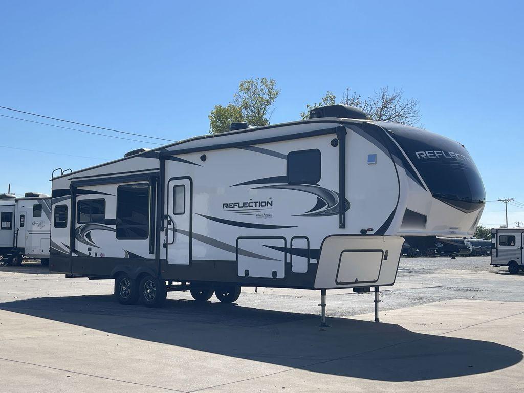 2021 Grand Design Reflection 337RLS in corinth TX