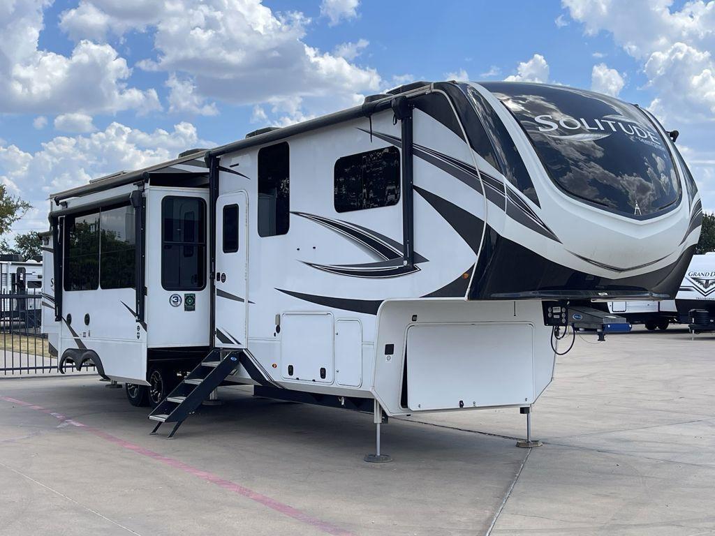 2024 Grand Design Solitude 391DL in fort worth TX