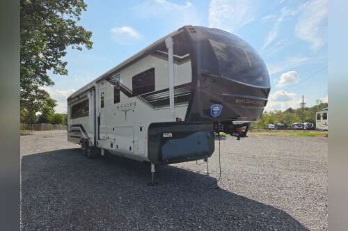 2026 Heartland Bighorn 38RE in manheim PA