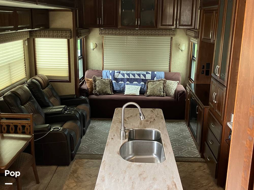 2016 DRV Mobile Suites 38PS3 in monticello KY