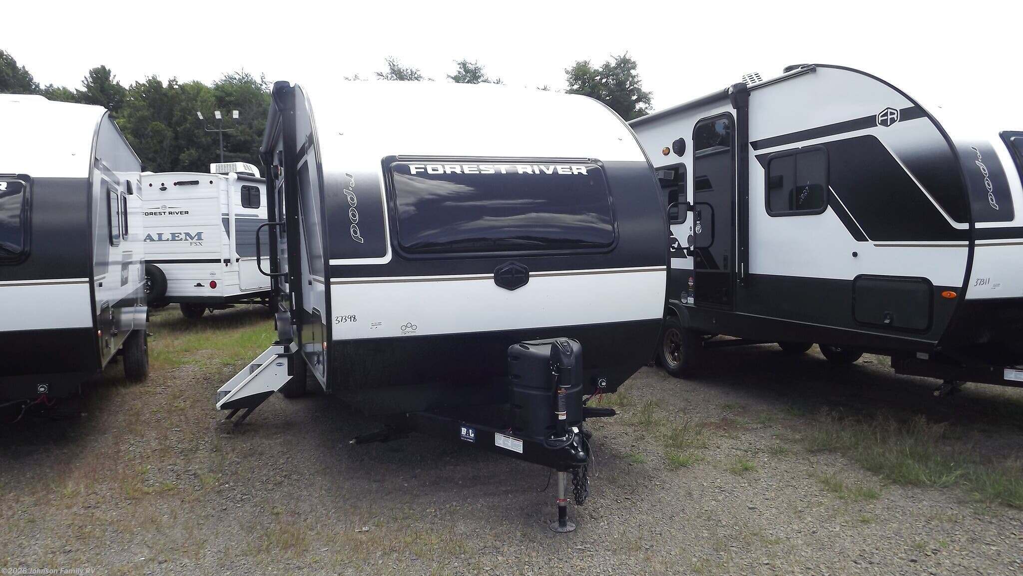 2027 Forest River R-Pod 207 in woodlawn VA