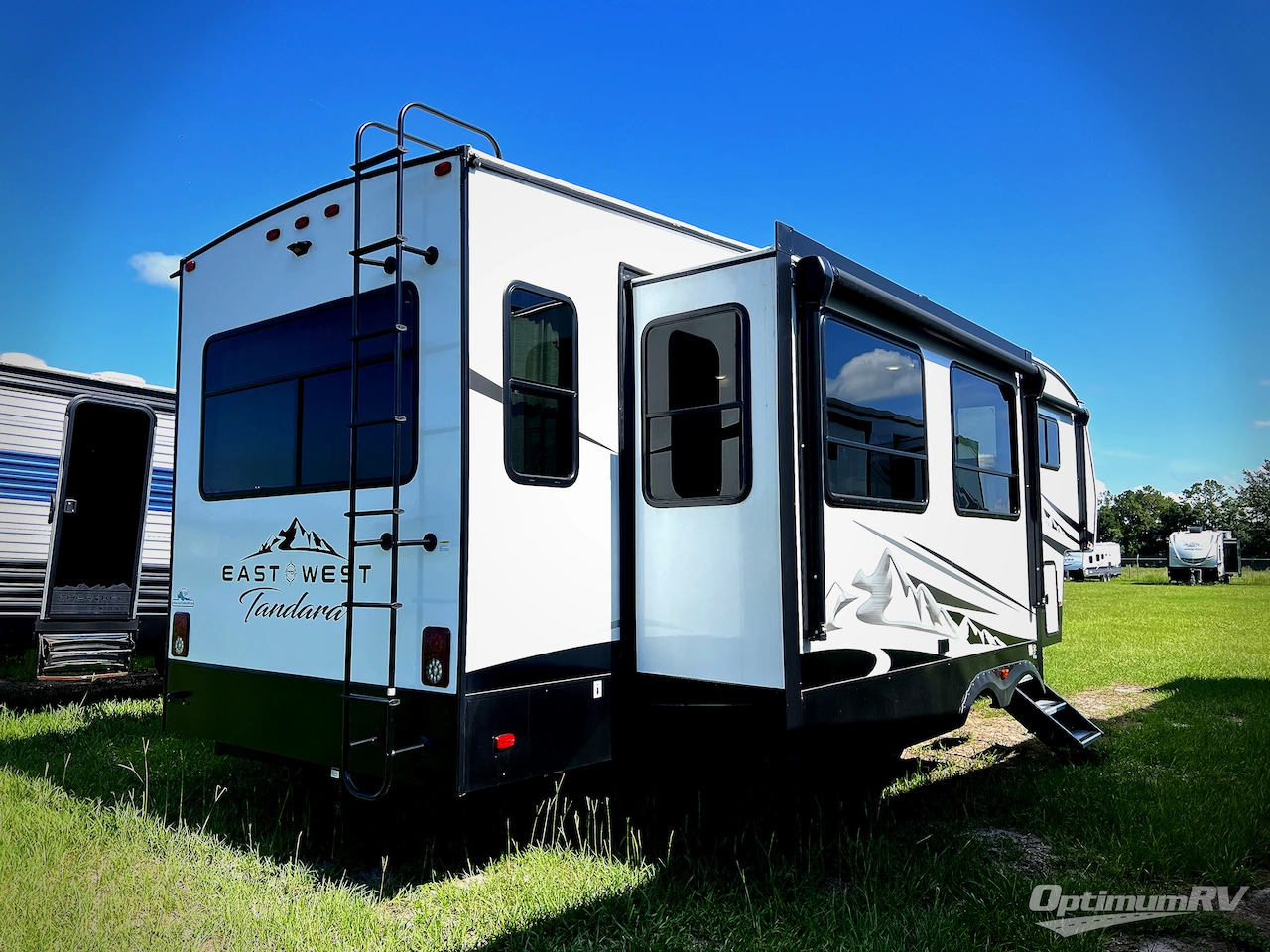 2024 East To West Tandara 320RL in bushnell FL