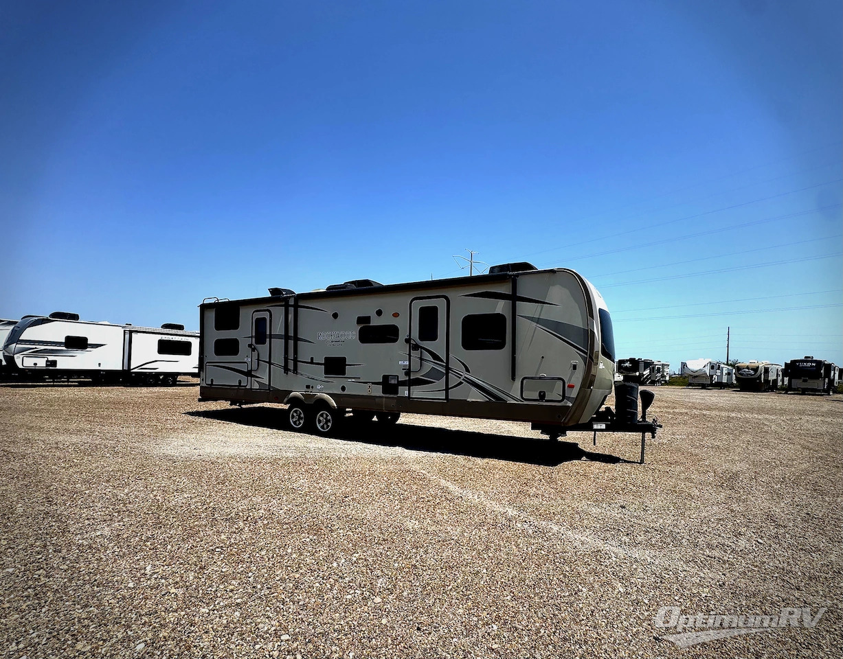 2018 Forest River Rockwood Signature Ultra Lite 8311WS RV