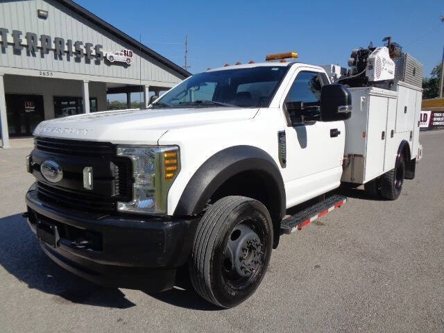 2019 FORD F550 in East Carondelet, IL