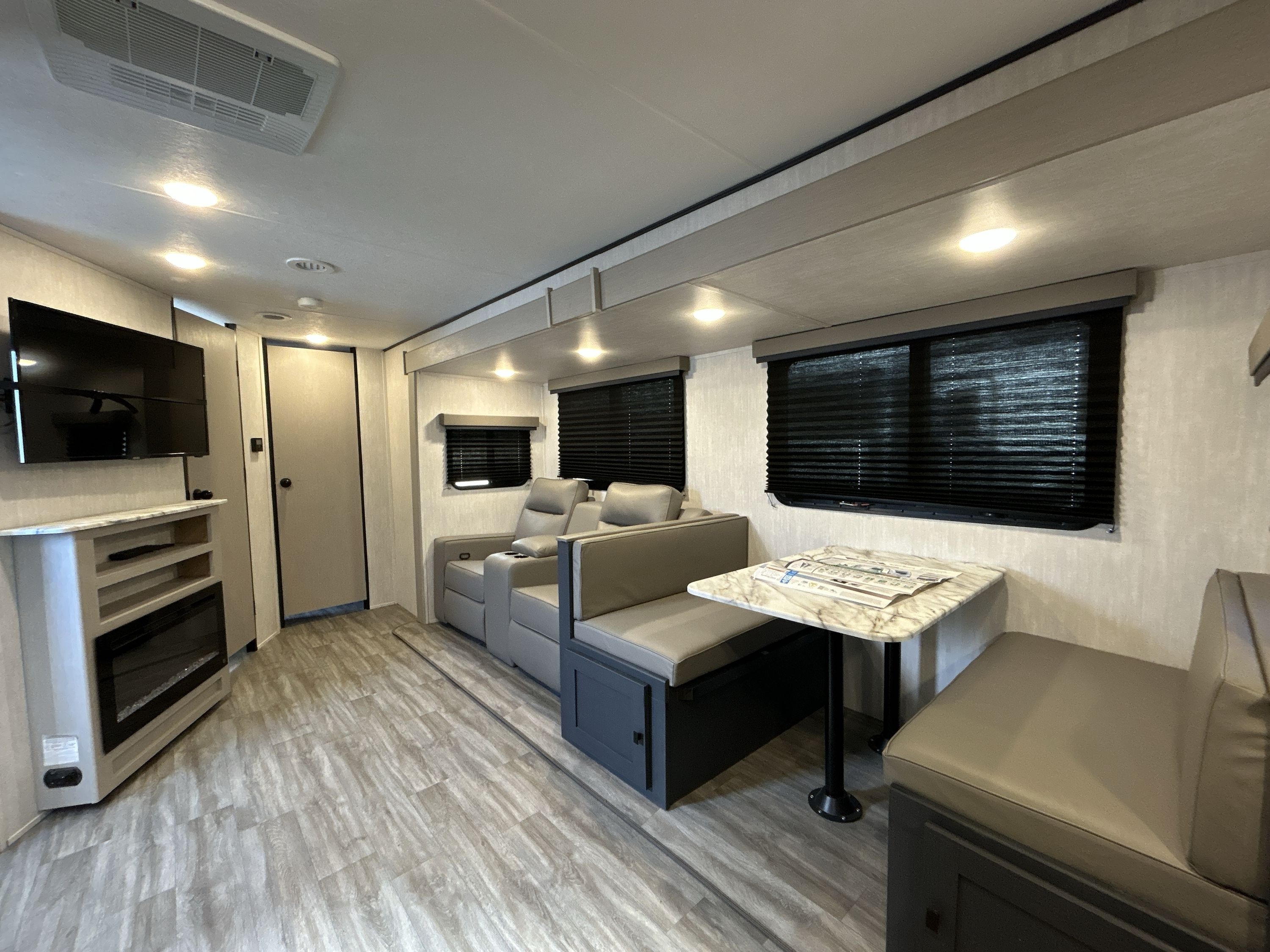 2024 Coachmen APEX ULTRA-LITE 243FKS in salem AL