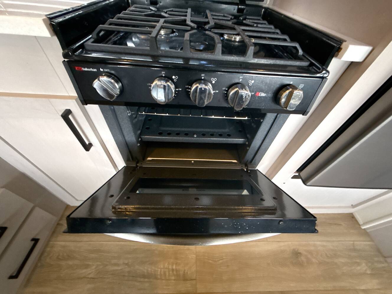 A photo of this 2024 Heartland PROWLER 315SBH