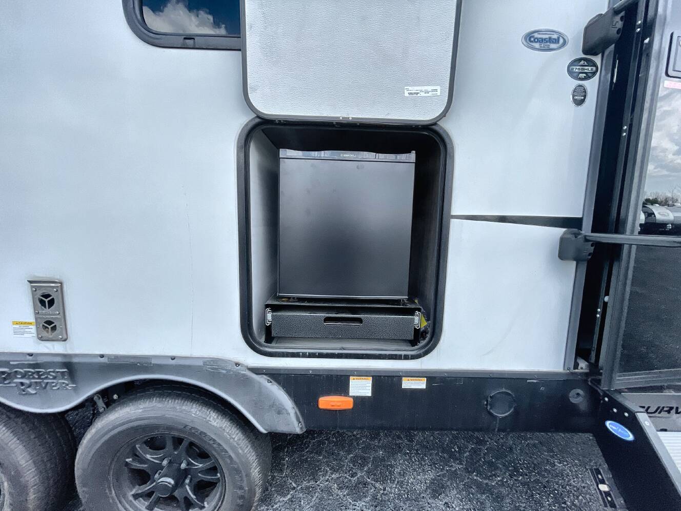 A photo of this 2023 Forest River SURVEYOR 276BHLE
