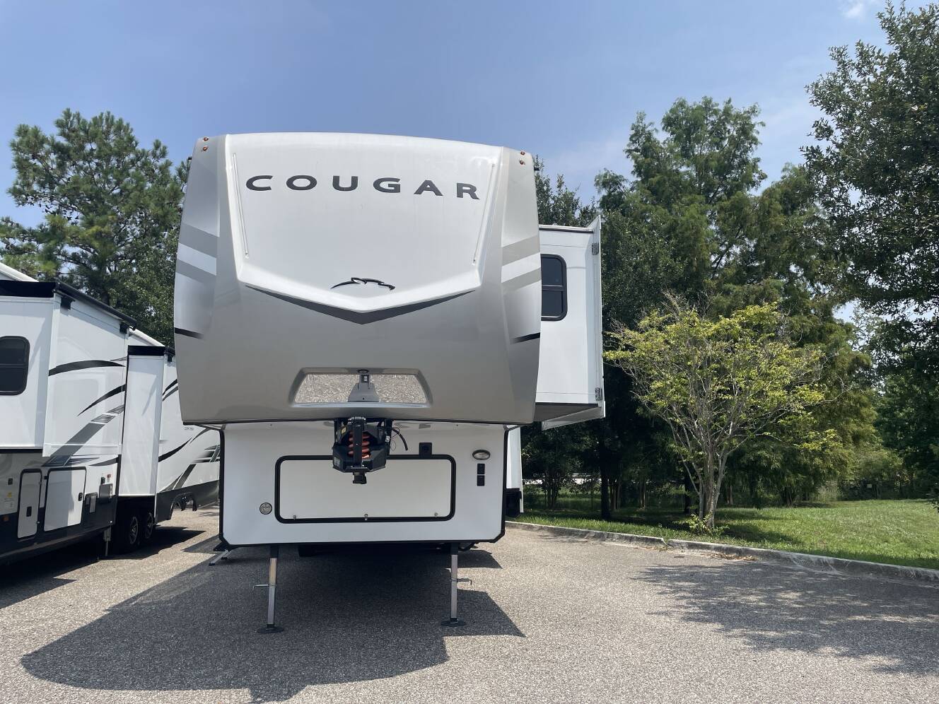 A photo of this 2025 Keystone COUGAR 360MBI