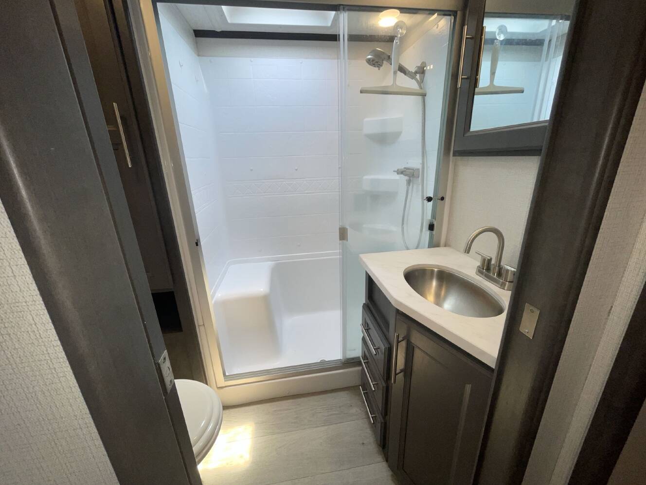 A photo of this 2025 Keystone COUGAR 360MBI