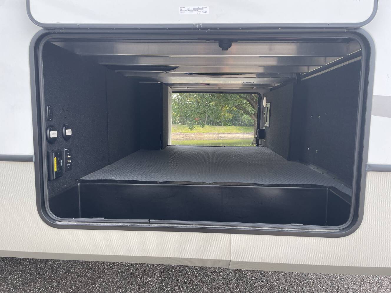 A photo of this 2025 Keystone COUGAR 360MBI