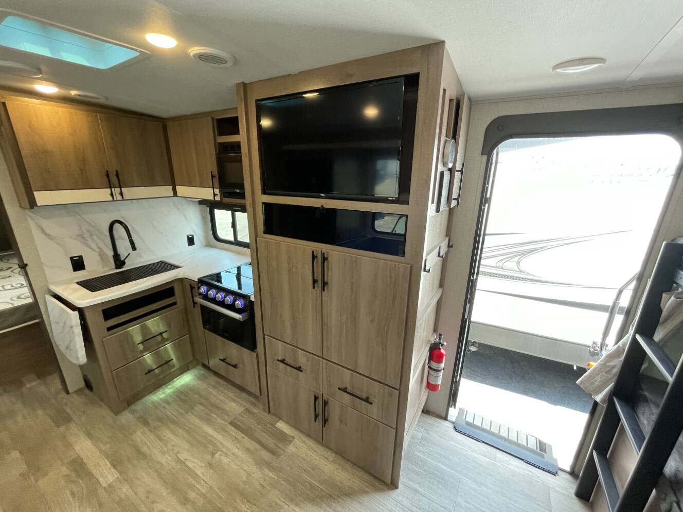 A photo of this 2023 Grand Design IMAGINE 2400BH