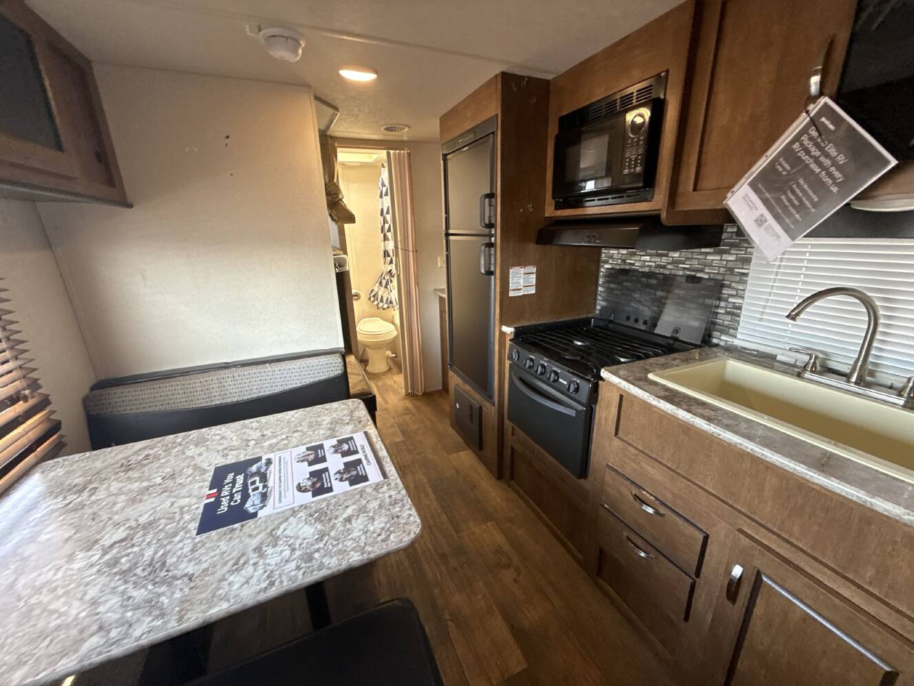 A photo of this 2018 Forest River SALEM CRUISE LITE 261BHXL