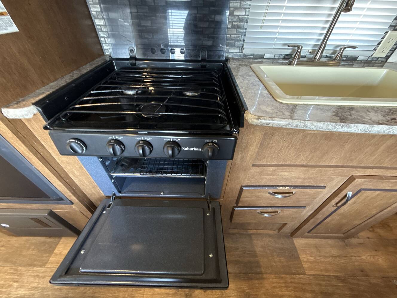 A photo of this 2018 Forest River SALEM CRUISE LITE 261BHXL