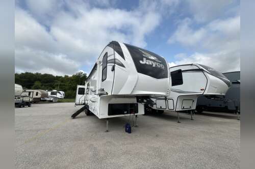 2023 Jayco EAGLE 335RDOK in rossford OH