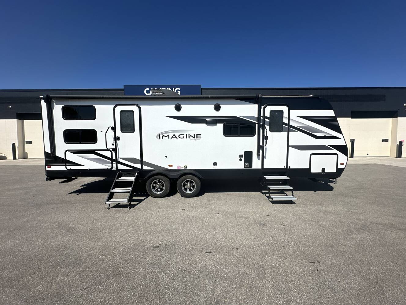 A photo of this 2023 Grand Design IMAGINE 2800BH