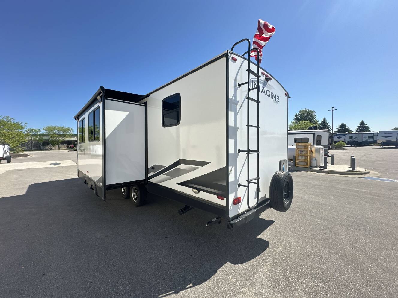A photo of this 2023 Grand Design IMAGINE 2800BH