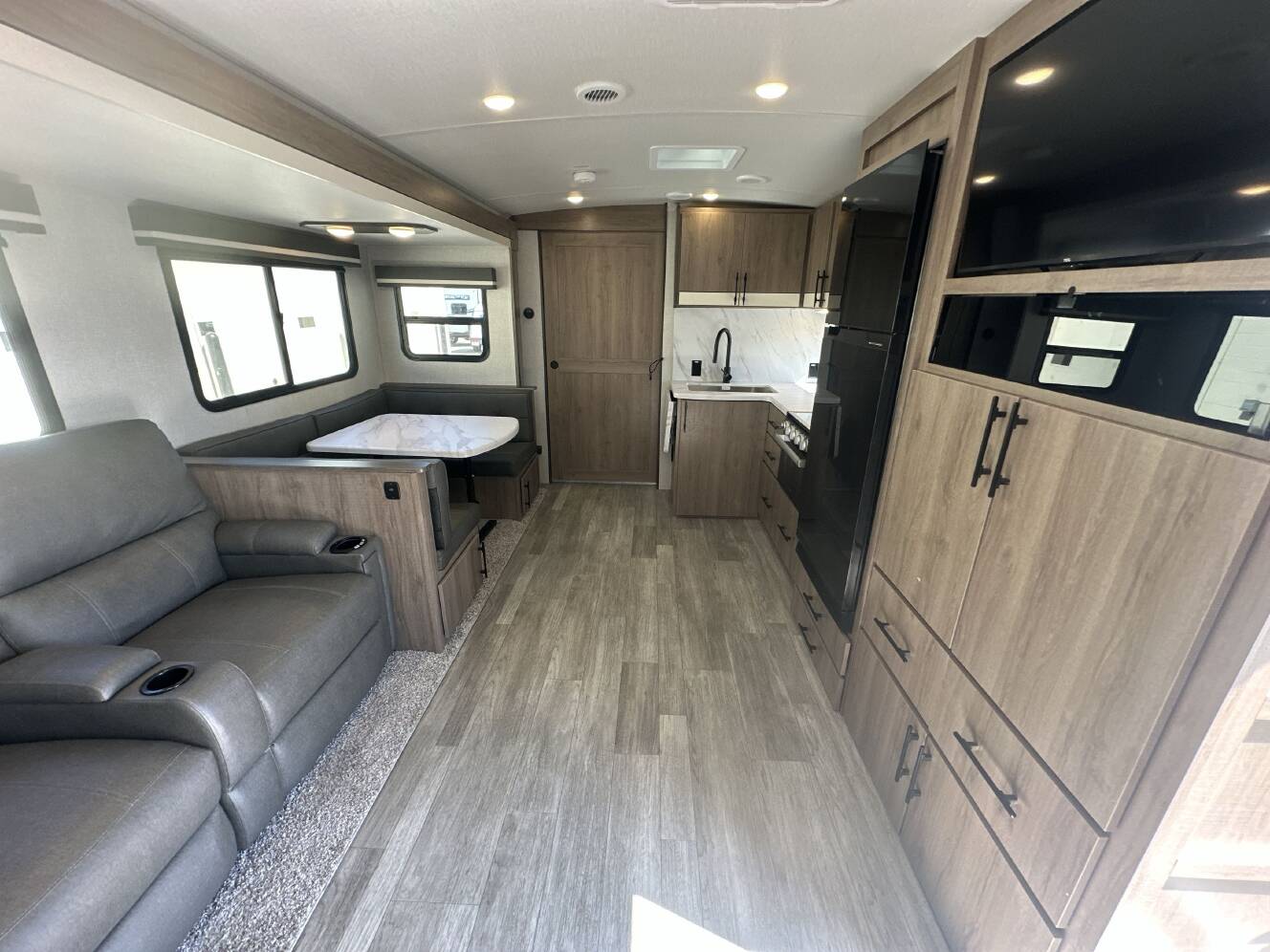 A photo of this 2023 Grand Design IMAGINE 2800BH