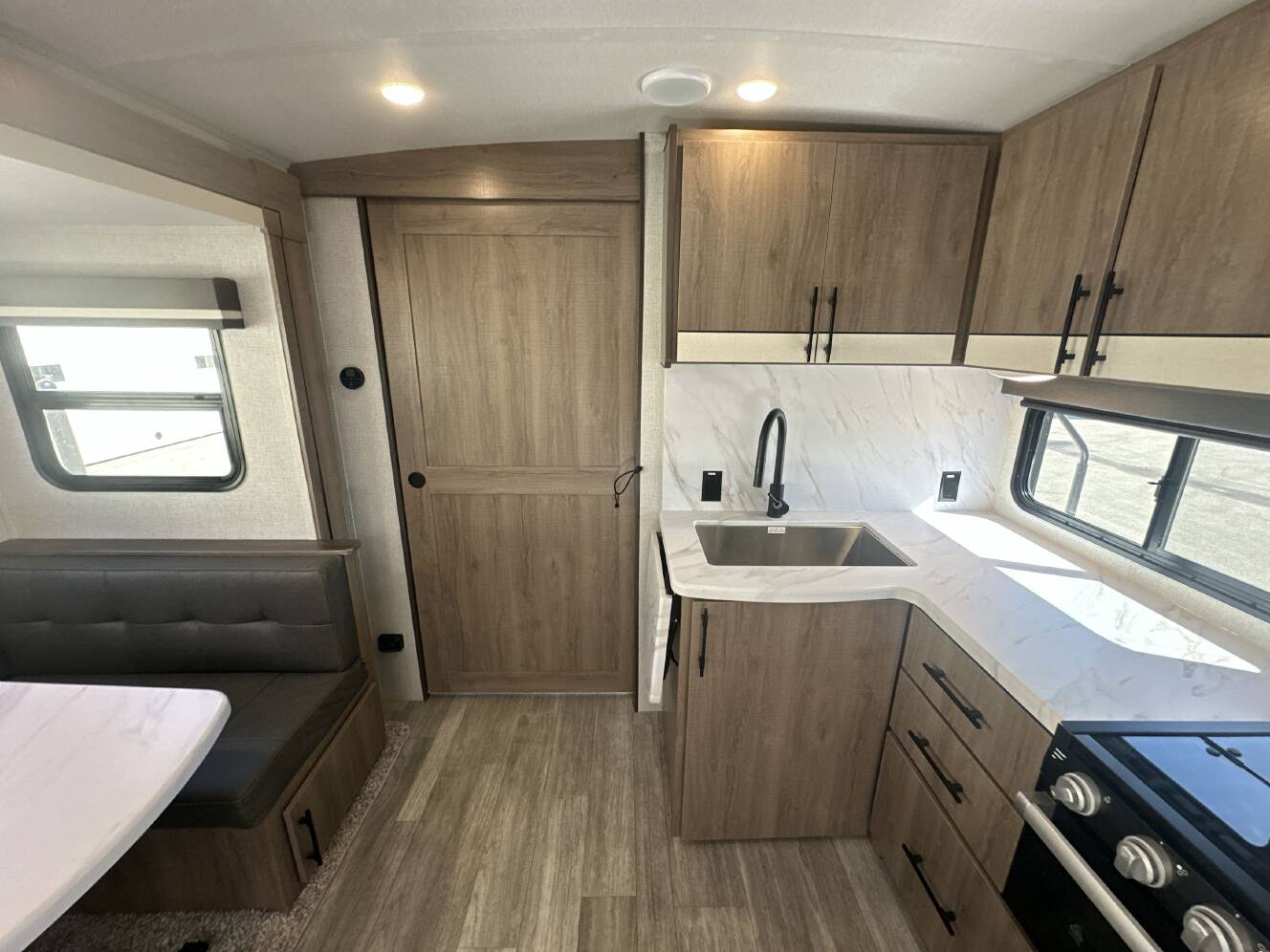 A photo of this 2023 Grand Design IMAGINE 2800BH