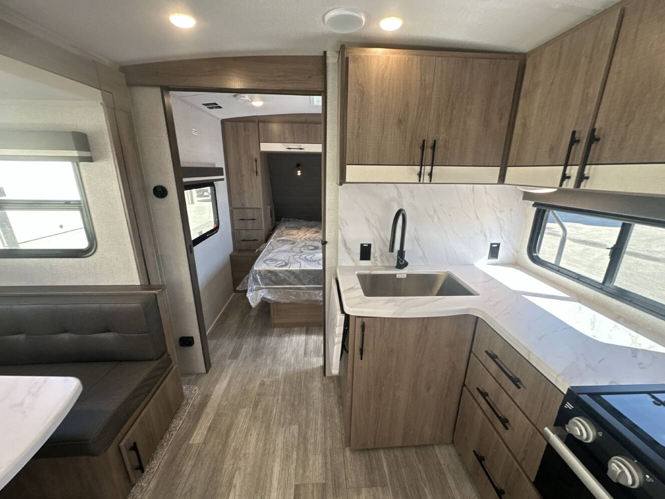 A photo of this 2023 Grand Design IMAGINE 2800BH
