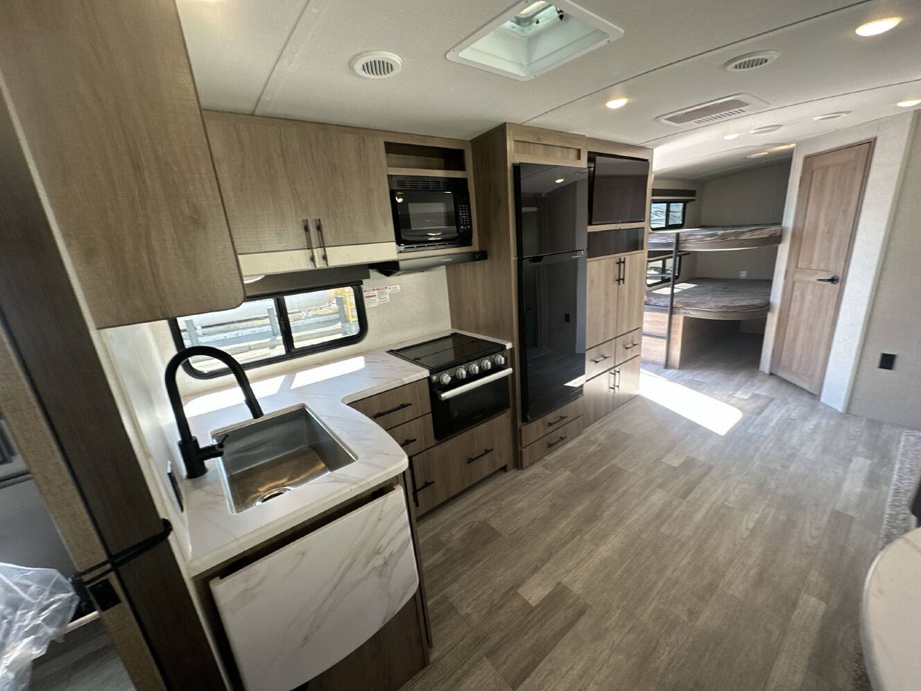 A photo of this 2023 Grand Design IMAGINE 2800BH